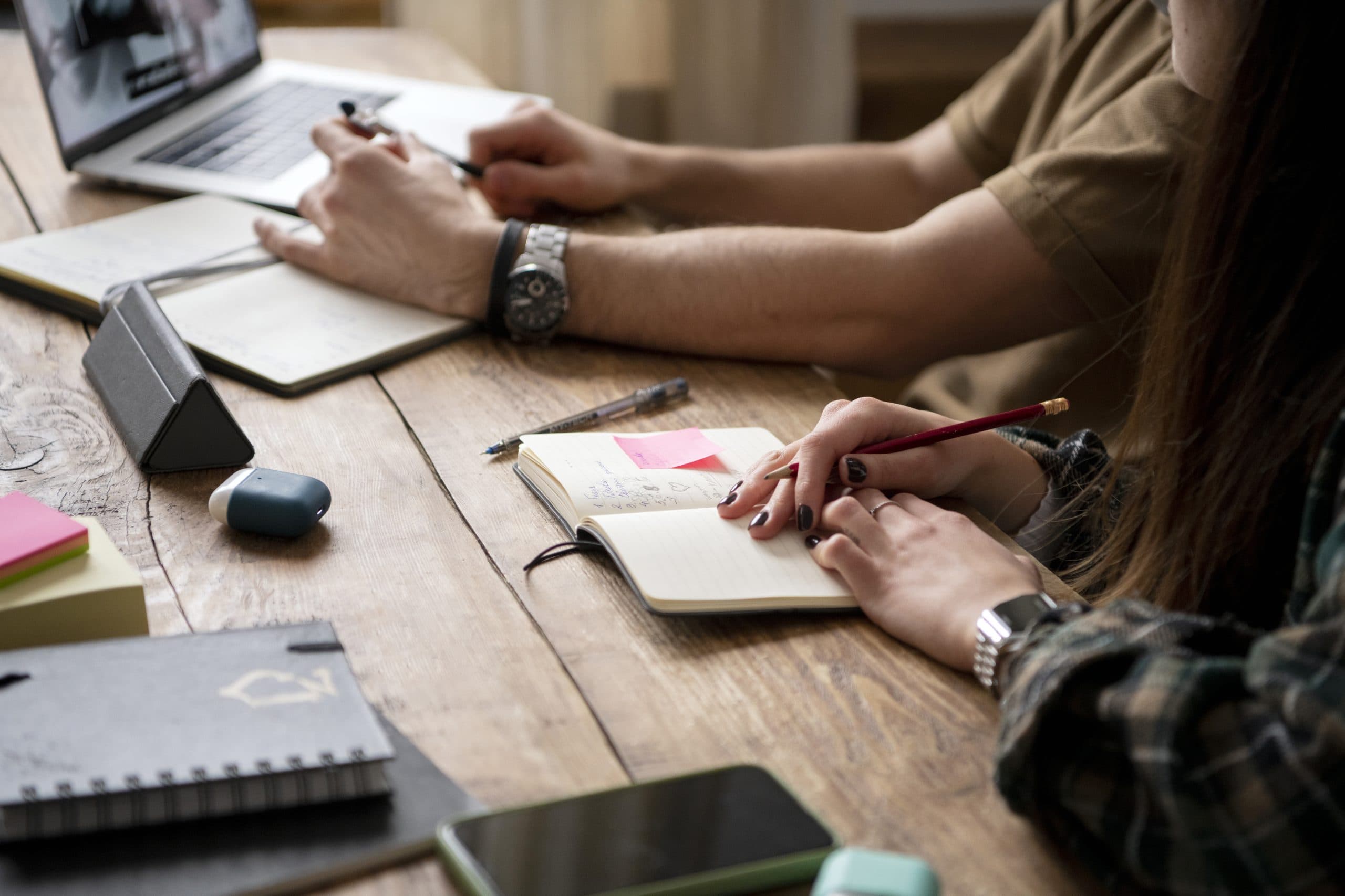 Why is your consulting firm losing money? The truth about time management in projects