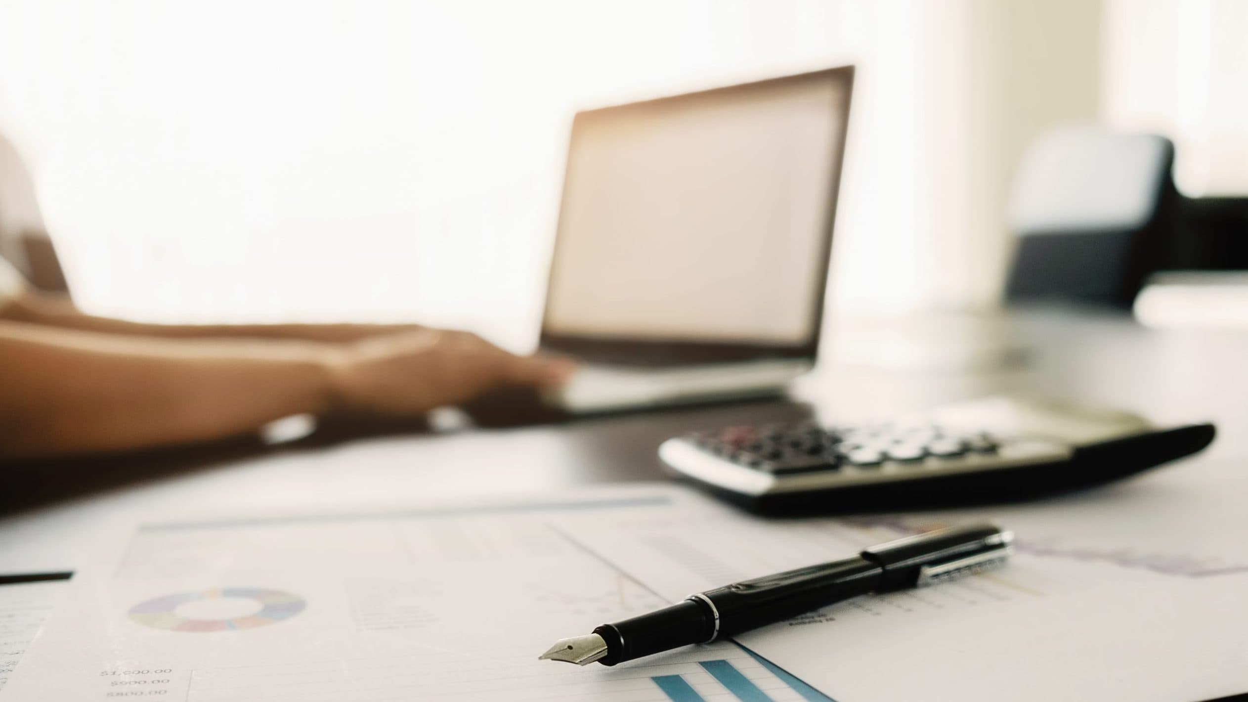 Como o controle de custos melhora a lucratividade em projetos de TI